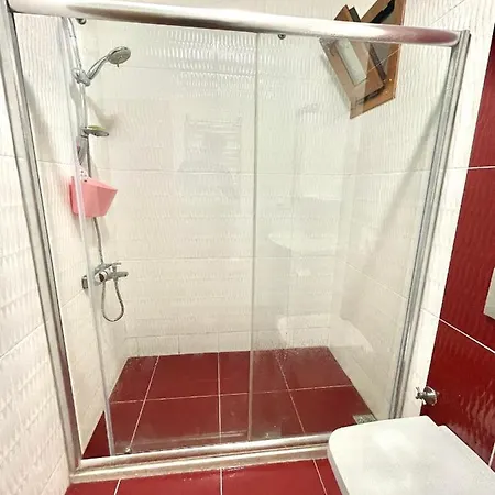 Istanbul/cekmekoy Big 3+1 *